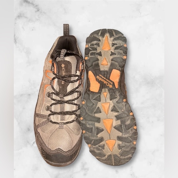 COLUMBIA BM3549-255 Mens 8 M Brown Tan Suede Trail Hiking Outdoor Low Top Shoe - Picture 4 of 4